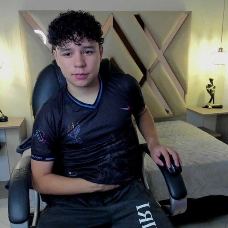 BenjaminBottonn Foto XXX en Tendencia 2094