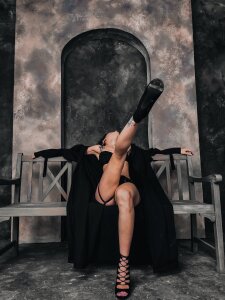 AlexaWongg Public Pic 5