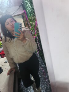 Selena_Turner3 🤎 Pic