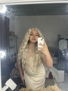 Samantha_MillerxxxのPublicの 4枚の写真