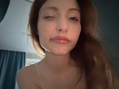 Ary_mia Public Pic 3