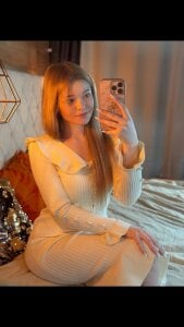 AdeleCartier me Pic