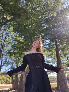 RubieHeiser Public Foto 3