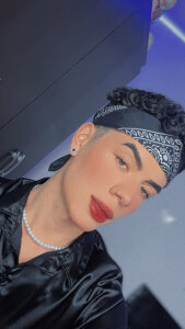 divine_philp77 ✨ Pic 2