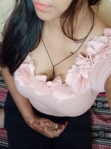 Yashika_Love1 Public Pic