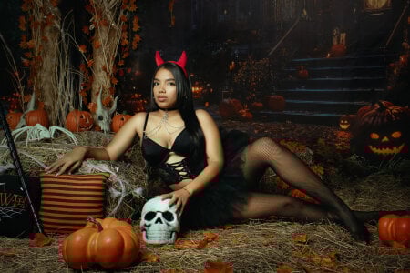 SUZETMONACO 👻Trick or kiss?🎃 you choose.😈 圖片 5