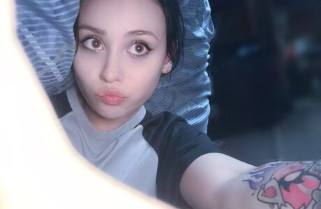 AlikaLevi's XXX Nude Photo 4