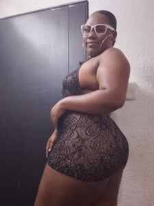 Slutty_chocolate Im so hot Pic 5