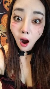 Kayla-love Halloween Pic 4