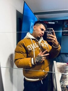 1Panini21 Public Pic 2