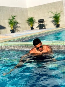 Valentino-elTuyo Public slika