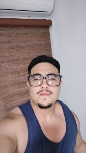 Hi... 💪🏻 de marcus_harris  3 photos