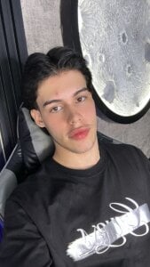 Lucian-greyy Public slika