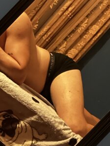 Twinkhott Public Pic 3