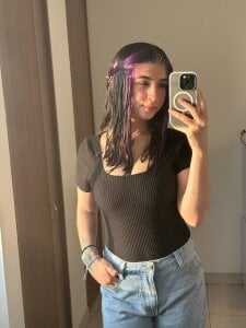 CutieGirlNextDoor Public slika 3