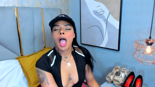 EmmaEbony_ “Don’t pretend… I know I’m tempting you.” 사진 8