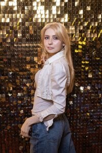 Grace_blush New blond Pic 5