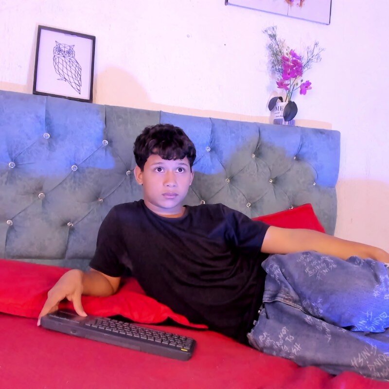 AlexDuMontt Trending Pic 5012