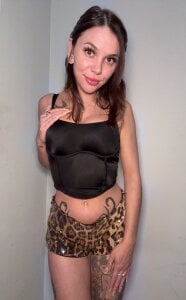 destiinee Public Pic 5