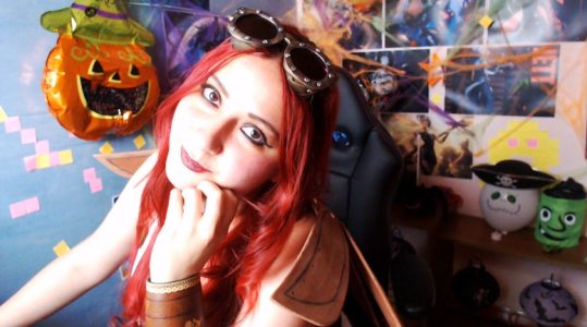 Annie_Red_