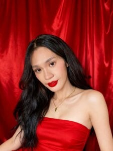 Hihi de GenevaNicarry  2 Imagens