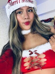 EMILIIA_RICHTER__ MERRY CHRISTMAS💕 Poză 3