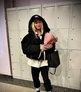 KimiFlesnerits me Bild 5