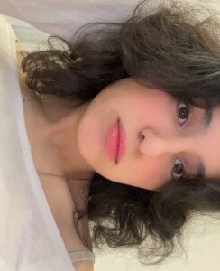 2girl_1_cum It's me Pic 2