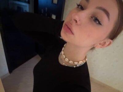 AmandaVyhnal Selfie<3 Pic 3