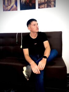 Beauty-and-the-beast-..图片