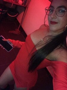 evelyn_horny_ 🦋 Pic 3