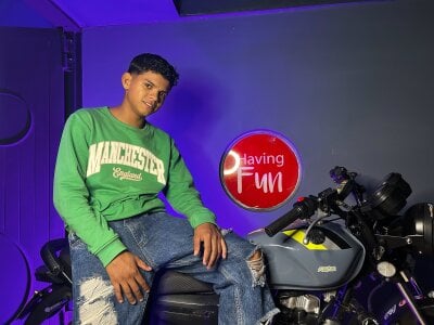 Your Favorite Sexy Driver od Jeffry_wolvess  9 snímek