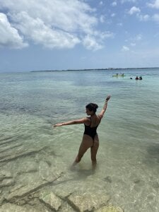 anna-evans09 Public Pic 3