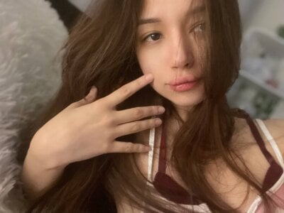 TeodoraChampy Kyllie your favorite? 💕 Pic 5