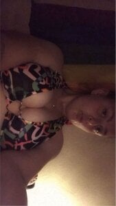 pinkyboo20 Public Pic