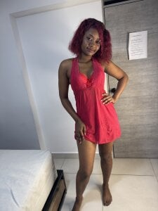 leimy_brownn: HOT PHOTOS ( 2 фото)