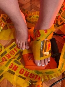 Miss_Adriana01 ☣danger my feet 😈 Pic 3