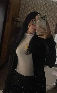 Kiara_velvet__ Public Gambar 3