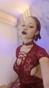 LaxiZoe Dark Babe Energy 🖤 Gambar 2