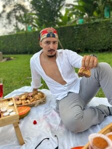 MrFox__ Our Valentine’s Date 🍷🍷 Foto 3