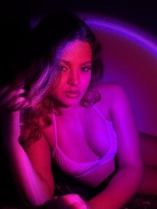 Amatista_desireの😈💜の 6枚の写真