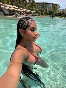 stormyy_ Your favorite friend there ♥️ Pic 4