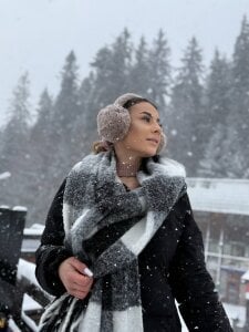 AvaReedX Winter joy ❄️  4. fénykép