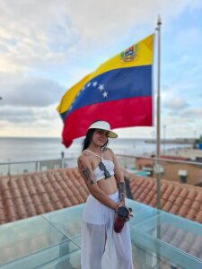 tiffanybrowm Trip to Venezuela💛💙❤️ Pic