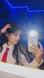 Naiara_sex Public টি ছবি