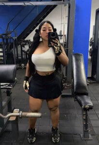 emmyjhonson07 Gym Pic