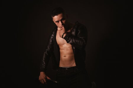 connorsmithvip Cheers Pic 3