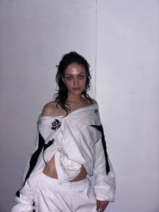 TawnyOkane Public Pic