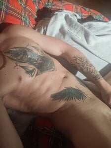 MathhewKingNikos Public зображення 4