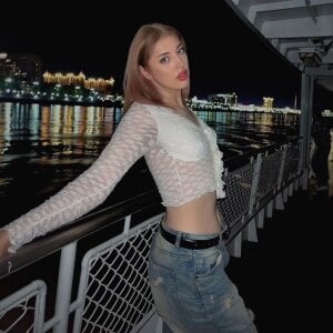 RavenLace Public Pic 3